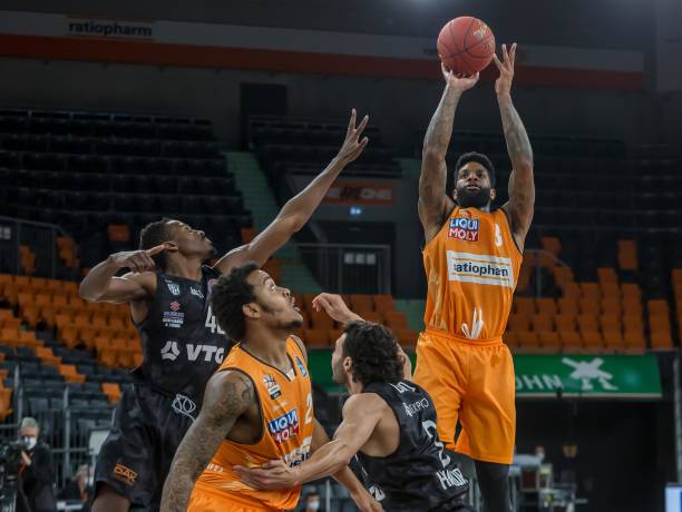 文班的防守 文班的防守