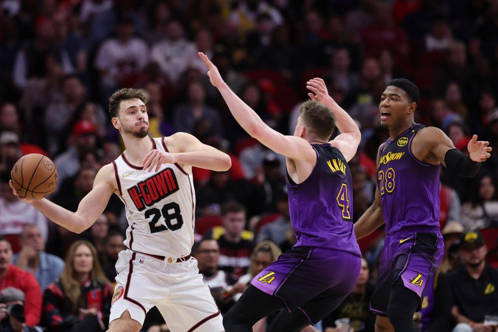 阿尔维斯在 阿尔维斯在