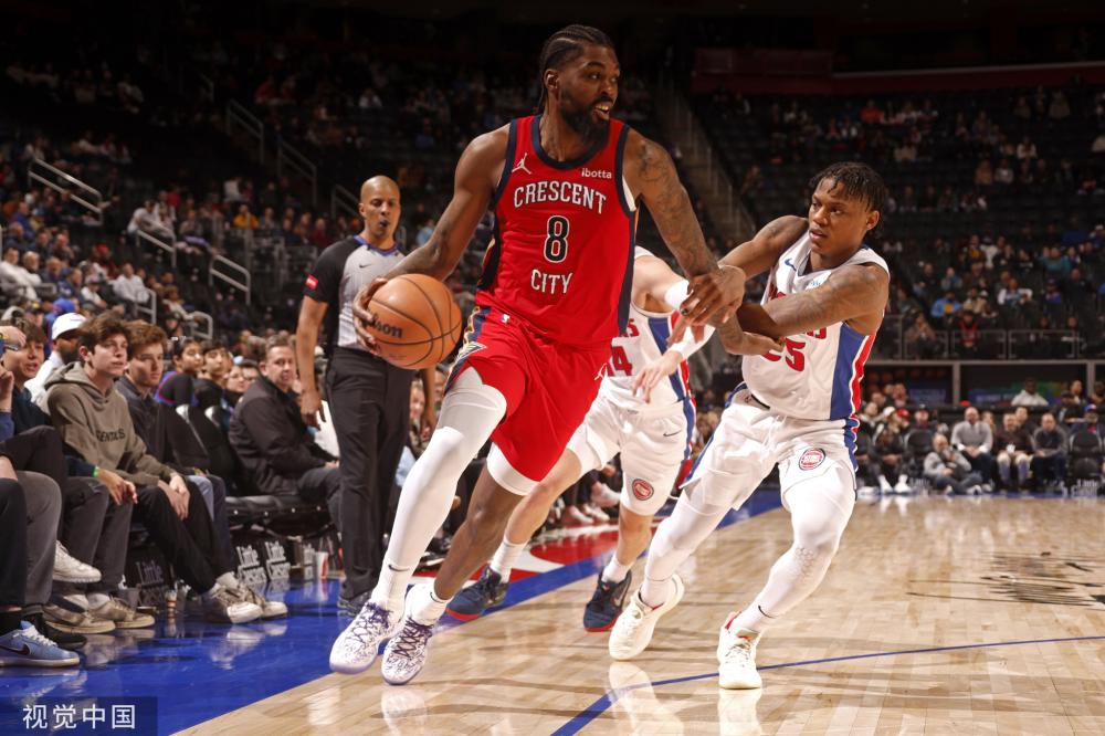 能够冷静执 能够冷静执